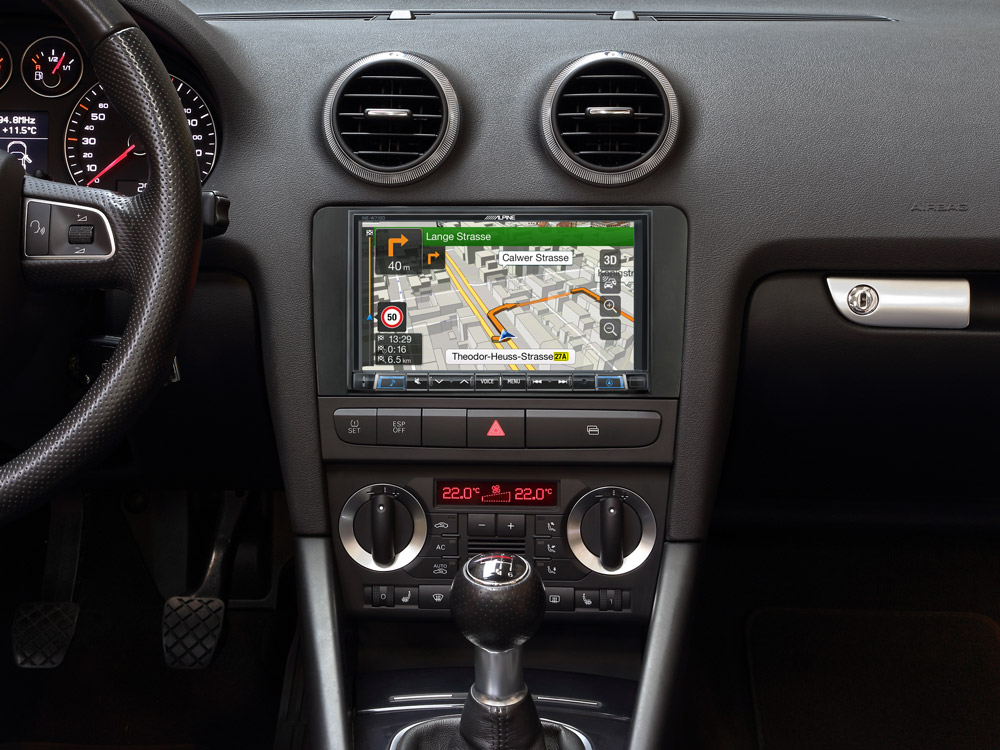 Aclarar longitud encerrar Alpine - INE-W710A3 Pantalla táctil de 7" para Audi A3 (8P/8PA) compatible  con Apple CarPlay y Android Auto.