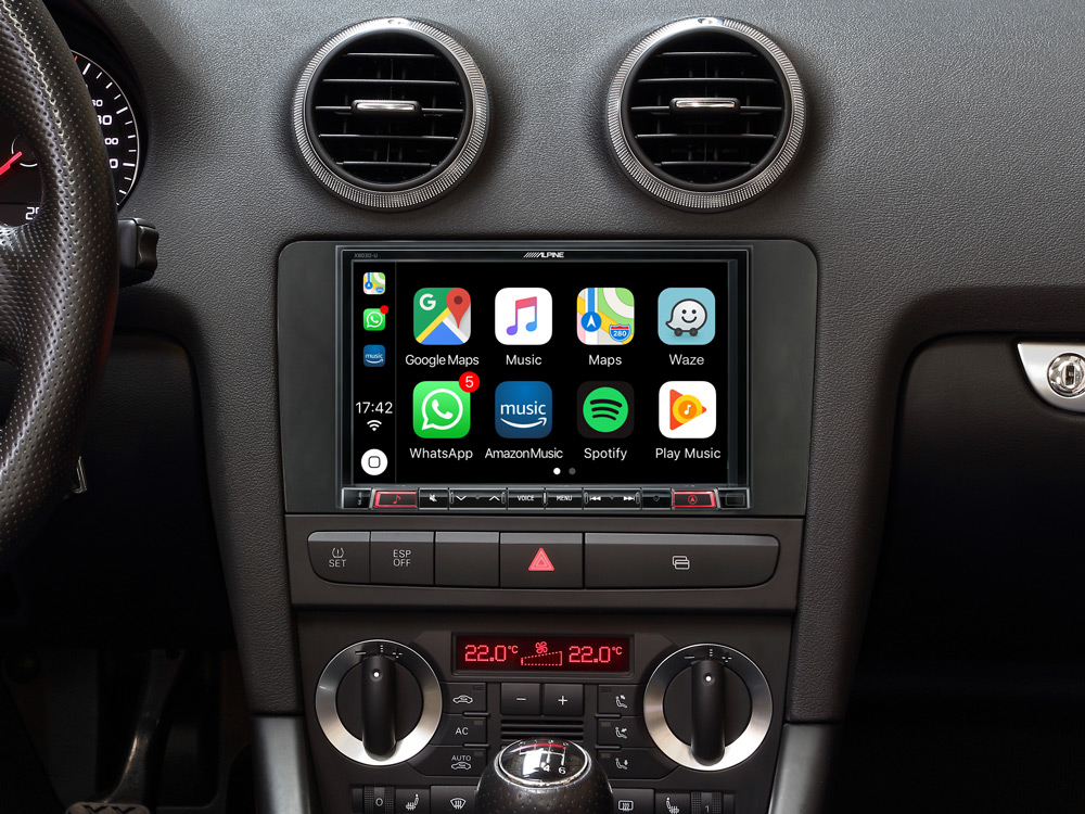 boca frente Tesauro Alpine - X803D-A3 Sistema de Navegación con pantalla táctil de 8" y mapas  TomTom para Audi A3 (8P/8PA) compatible con Apple CarPlay y Android Auto
